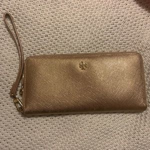 Tory Burch wallet
